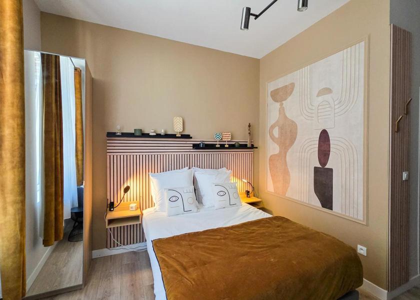 Hauts-de-France Saint-Quentin Deluxe Double Studio
