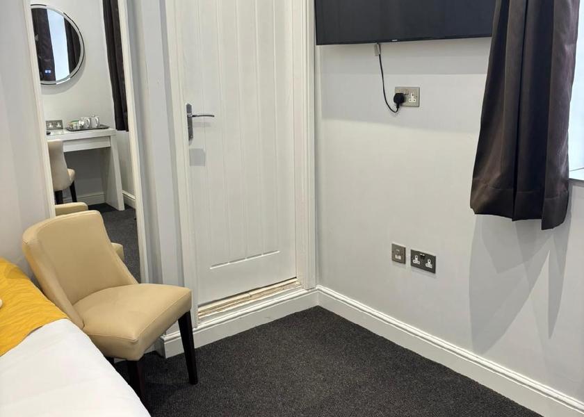 England Gainsborough Superior Double Room