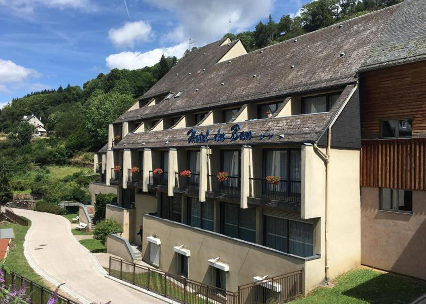 Auvergne-Rhône-Alpes Chaudes-Aigues Exterior view