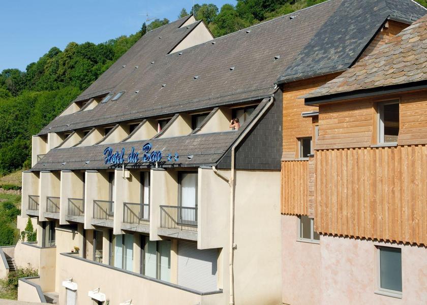 Auvergne-Rhône-Alpes Chaudes-Aigues Exterior view