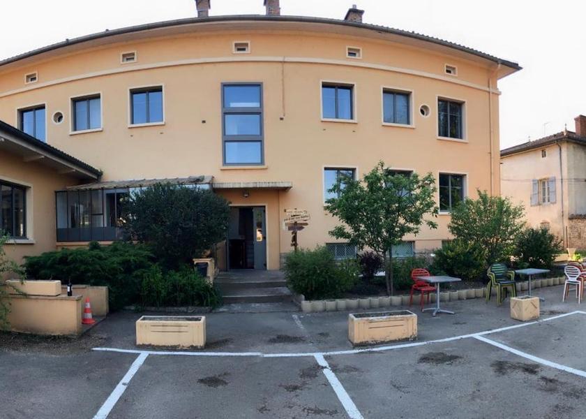 Bourgogne-Franche-Comte Cluny facilities