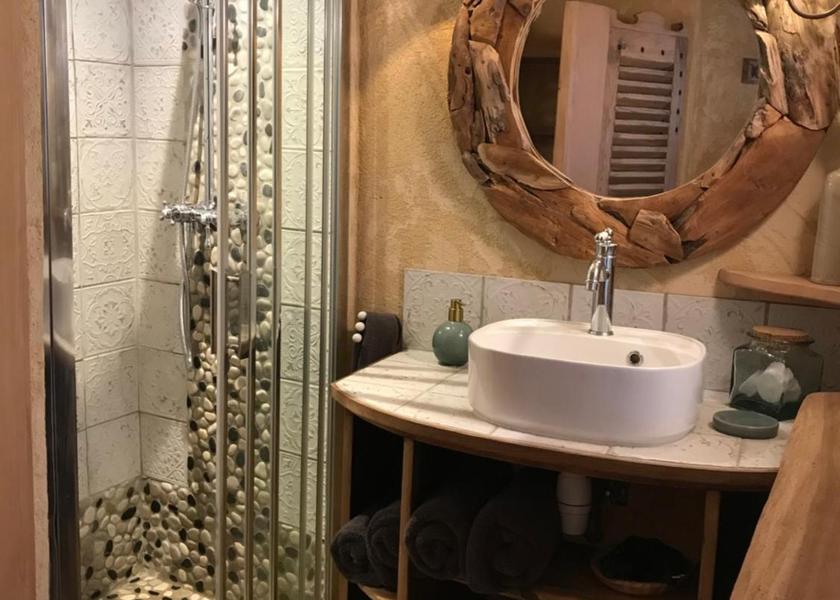 Bourgogne-Franche-Comte Cluny Double Room with Private Bathroom