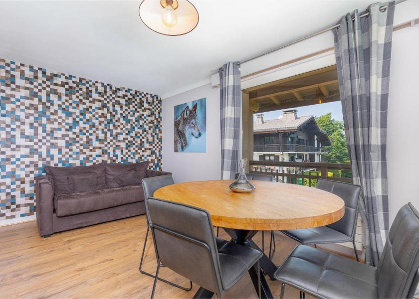 Auvergne-Rhône-Alpes Combloux shared lounge/tv area