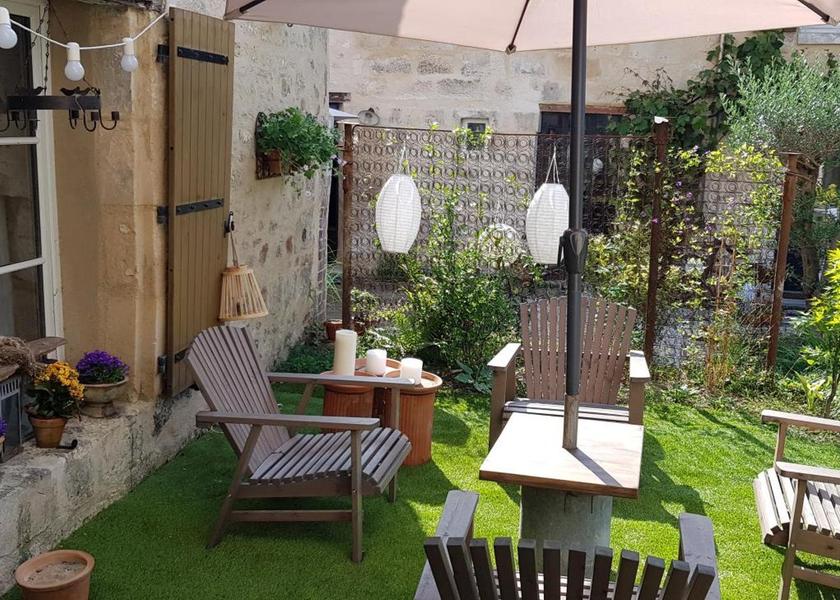 Hauts-de-France Pierrefonds garden