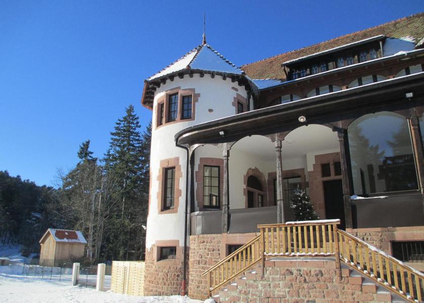 Grand Est Saint-Hippolyte entrance