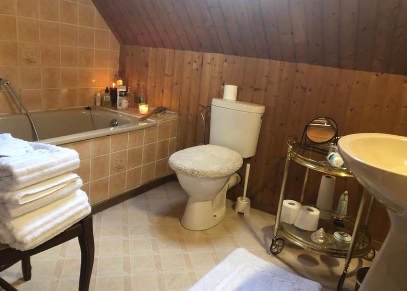 Grand Est Saint-Hippolyte Double Room with Private Bathroom