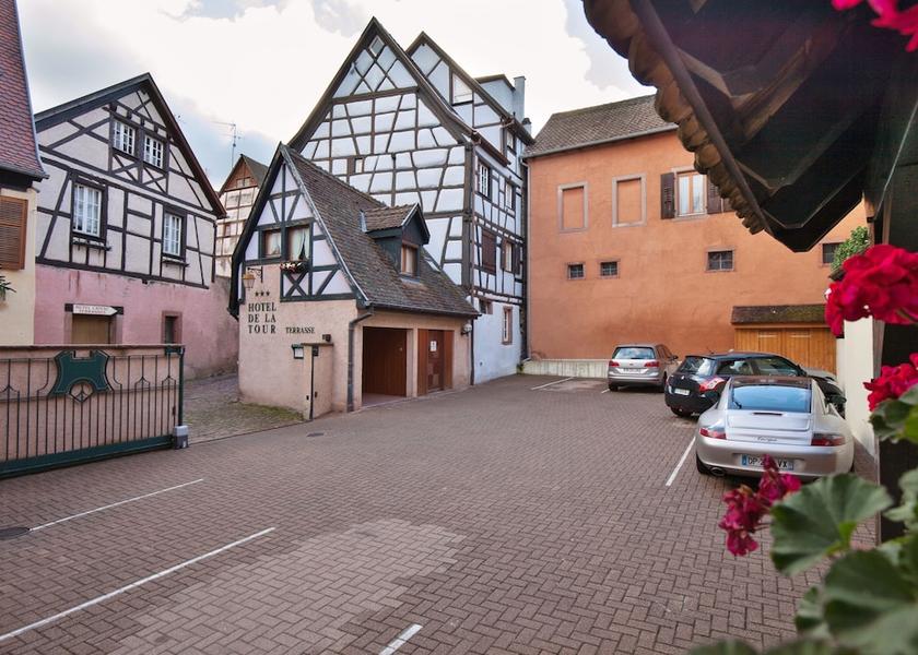 Grand Est Ribeauvillé Parking