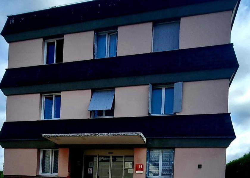 Normandy Saint-Marcel entrance