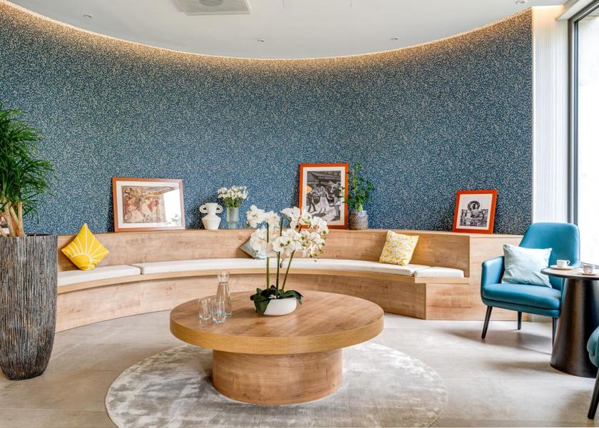 Ile-de-France Saint-Maur-des-Fosses lobby