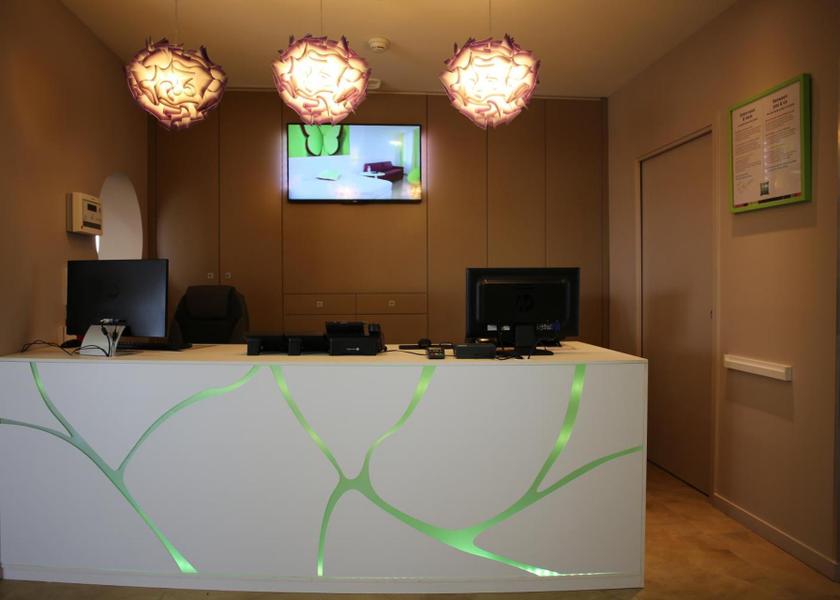 Nouvelle-Aquitaine Villeneuve-sur-Lot lobby