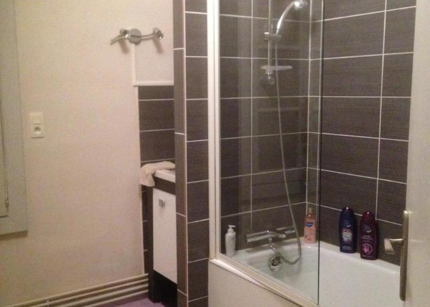 Nouvelle-Aquitaine Villeneuve-sur-Lot Double Room with Private Bathroom