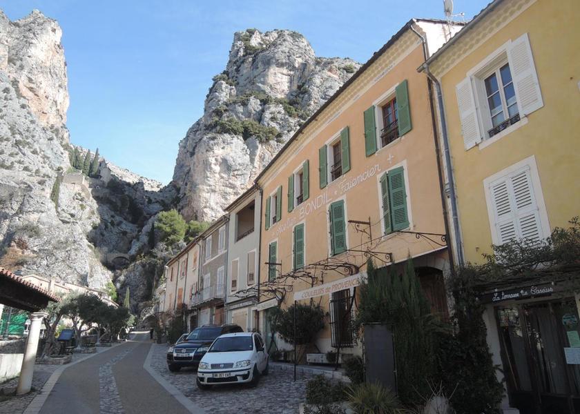 Provence-Alpes-Côte d'Azur Lorgues nearby attraction