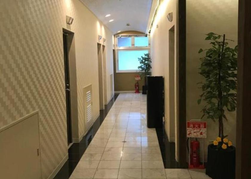 Chiba Chiba Interior view