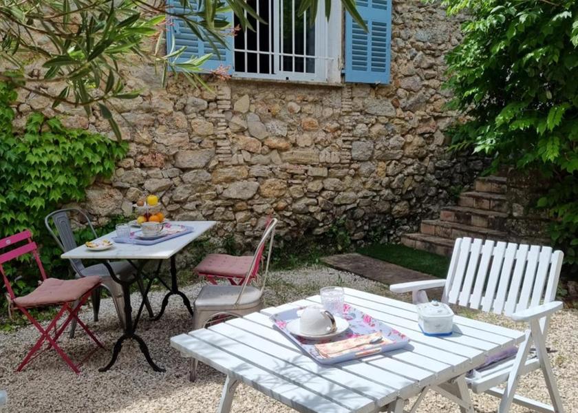 Provence-Alpes-Côte d'Azur Lorgues food and beverages