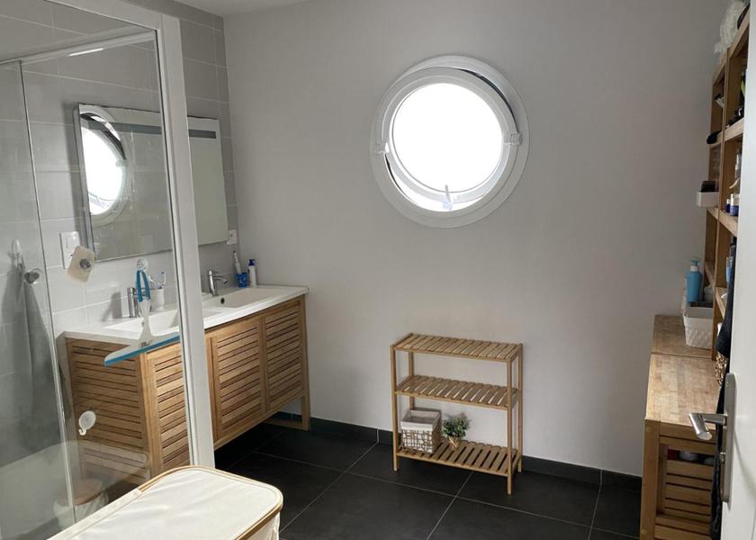 Pays de la Loire Mulsanne Three-Bedroom House