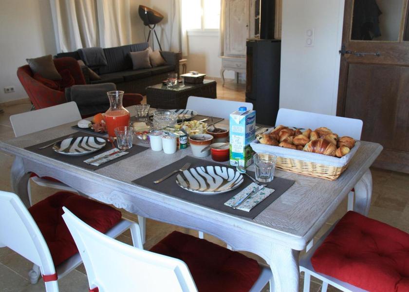 Provence - Alpes - Cote d'Azur Tourtour food and beverages