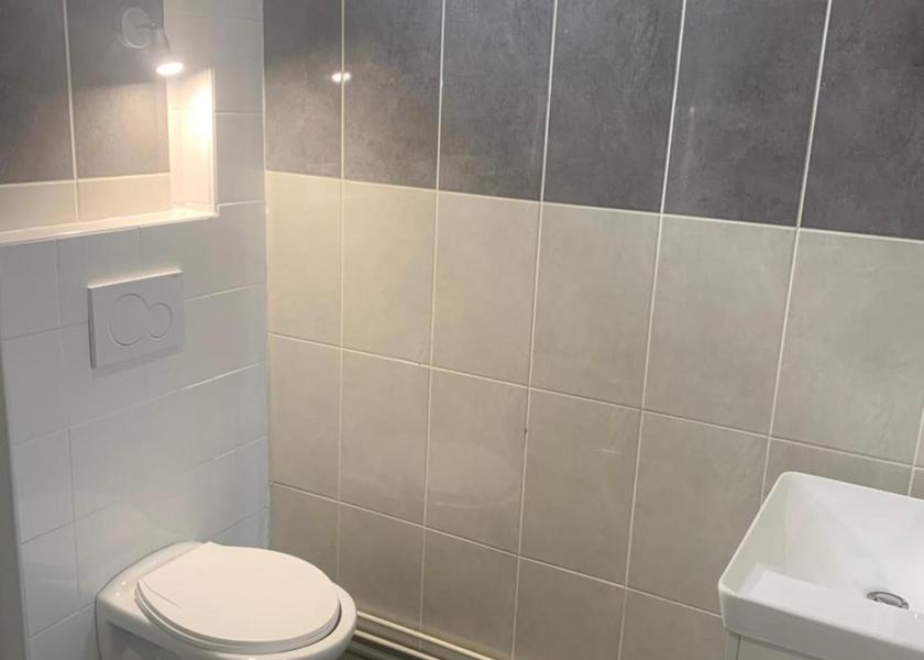 Île-de-France Bondy bathroom
