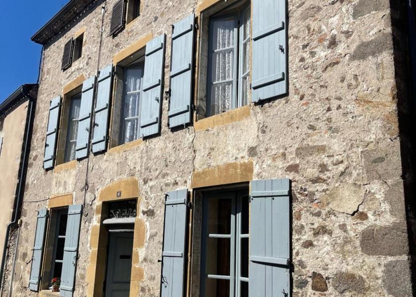 Nouvelle-Aquitaine Confolens entrance