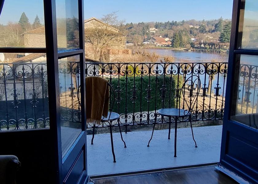 Nouvelle-Aquitaine Confolens King Room with Balcony