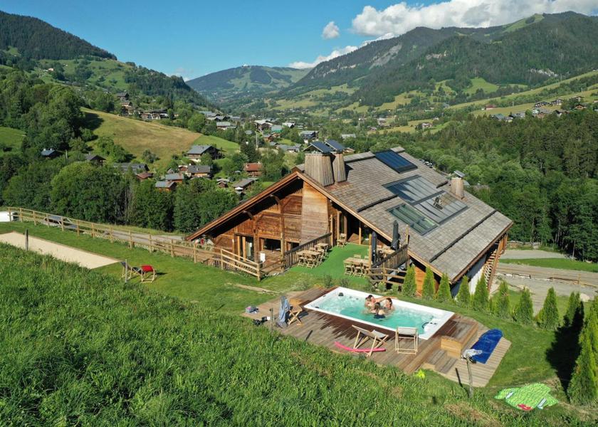 Auvergne-Rhône-Alpes Flumet Exterior view