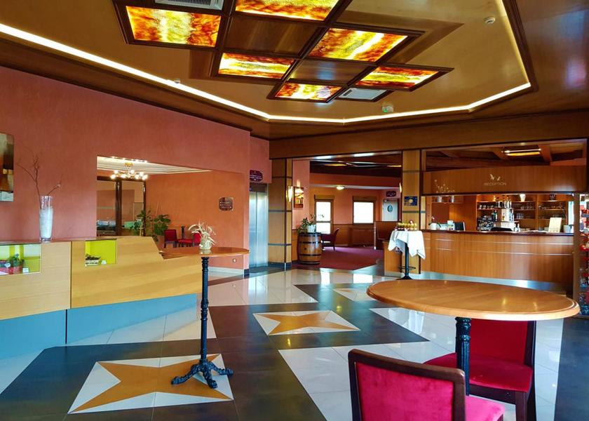 Grand Est Kintzheim lobby