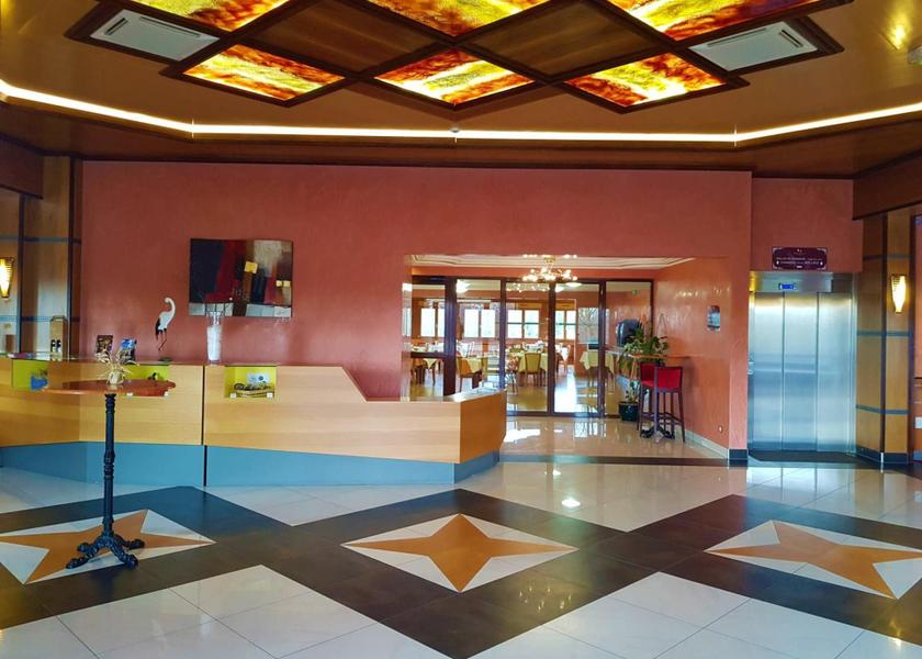 Grand Est Kintzheim lobby