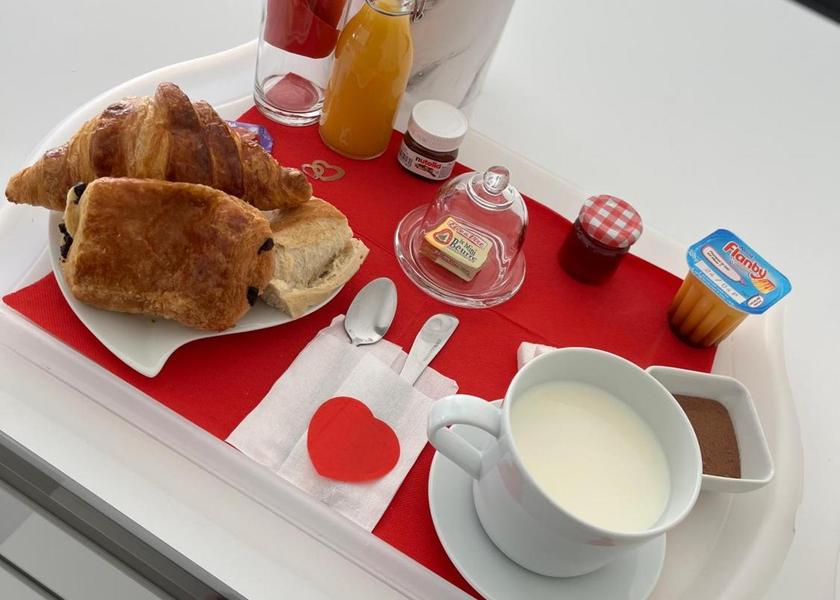 Provence-Alpes-Côte d'Azur Le Rove food and beverages