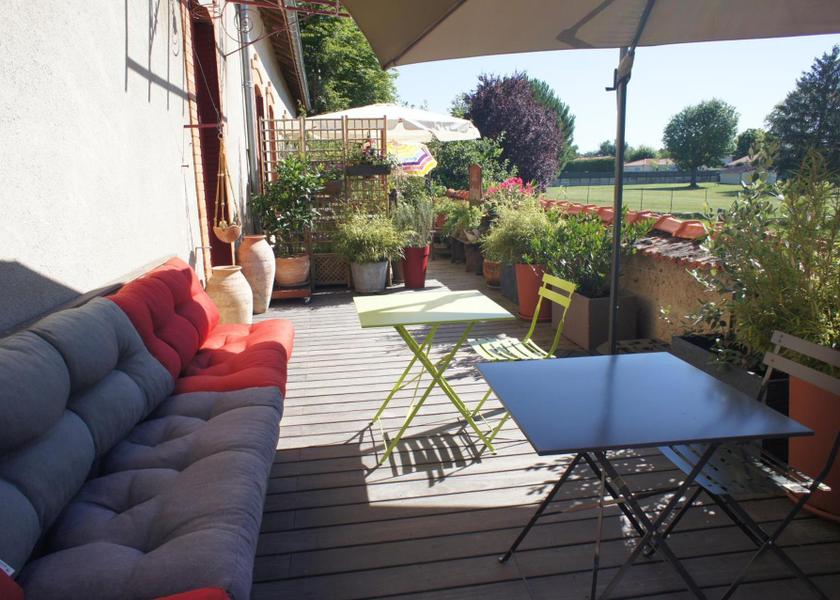 Auvergne-Rhone-Alpes Lezoux food and beverages