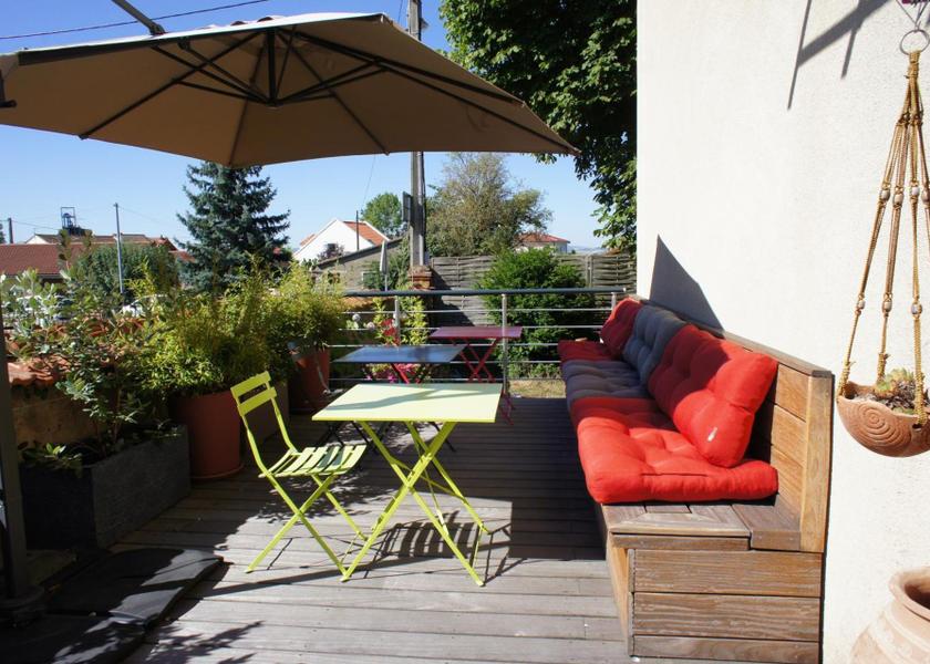 Auvergne-Rhone-Alpes Lezoux food and beverages