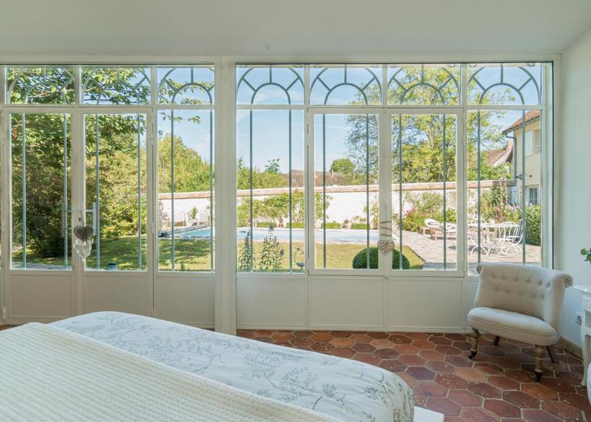 Centre-Loire Valley Bleury-Saint-Symphorien Deluxe Double Room with Shower