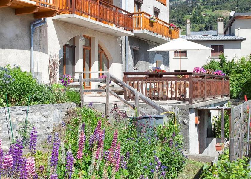 Auvergne-Rhone-Alpes Modane garden