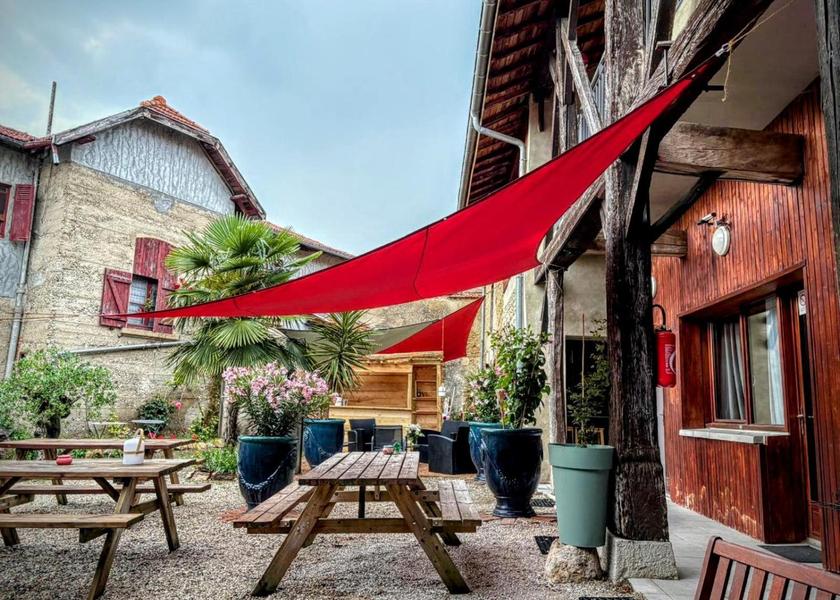 Auvergne-Rhône-Alpes Perouges balcony/terrace