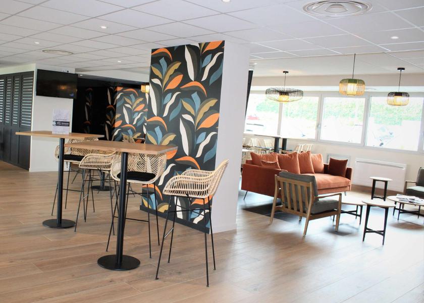 Brittany Plouescat bar