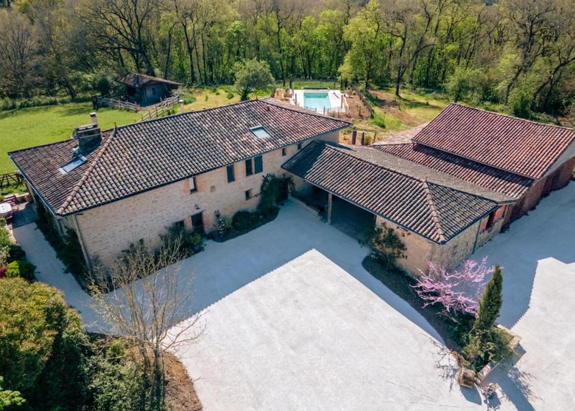 Occitanie Rabastens exterior view