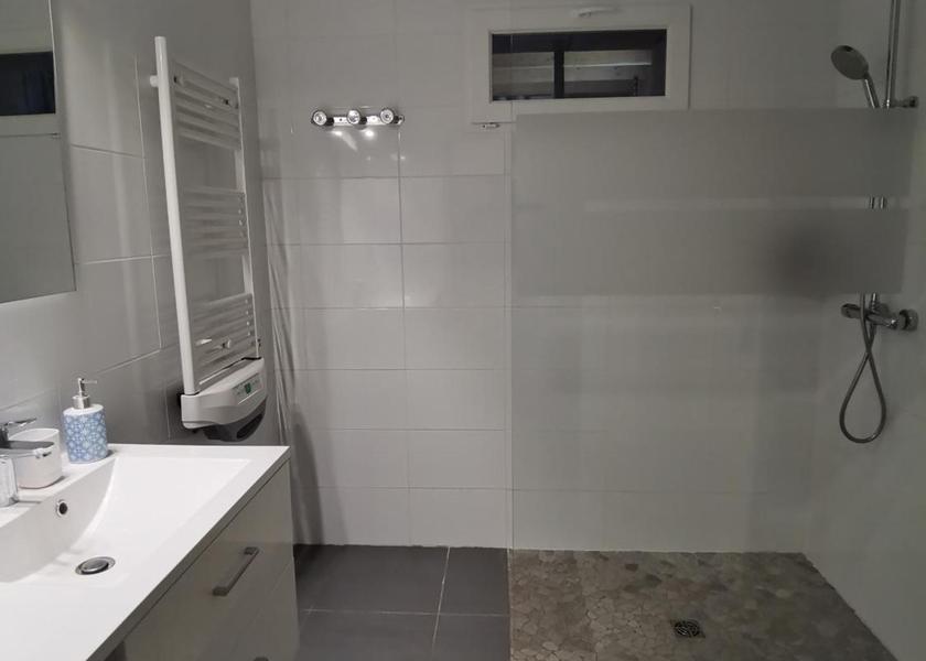 Occitanie Rabastens Double Room with Private Bathroom