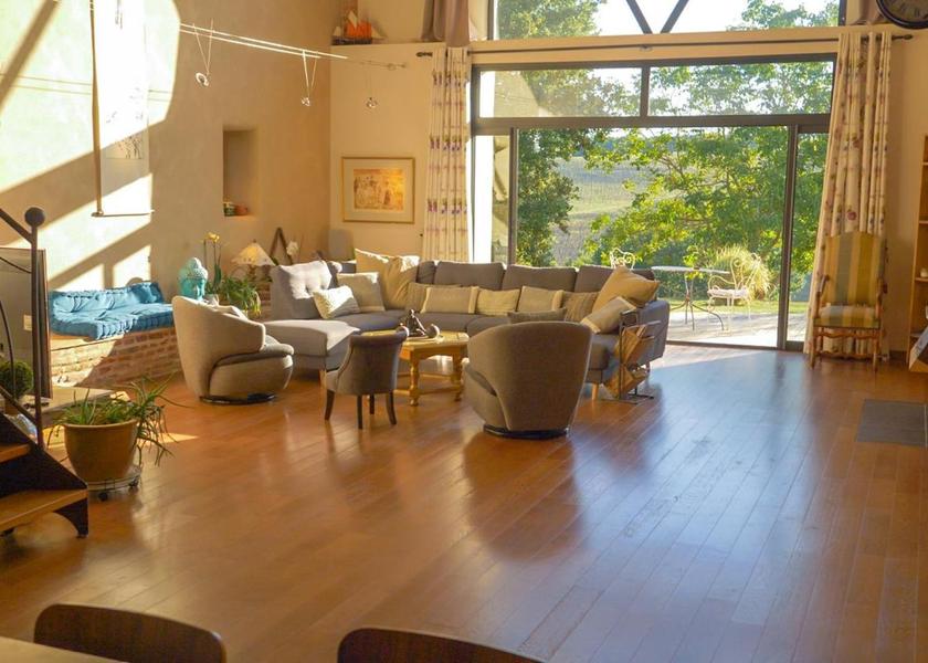 Occitanie Rabastens shared lounge/tv area