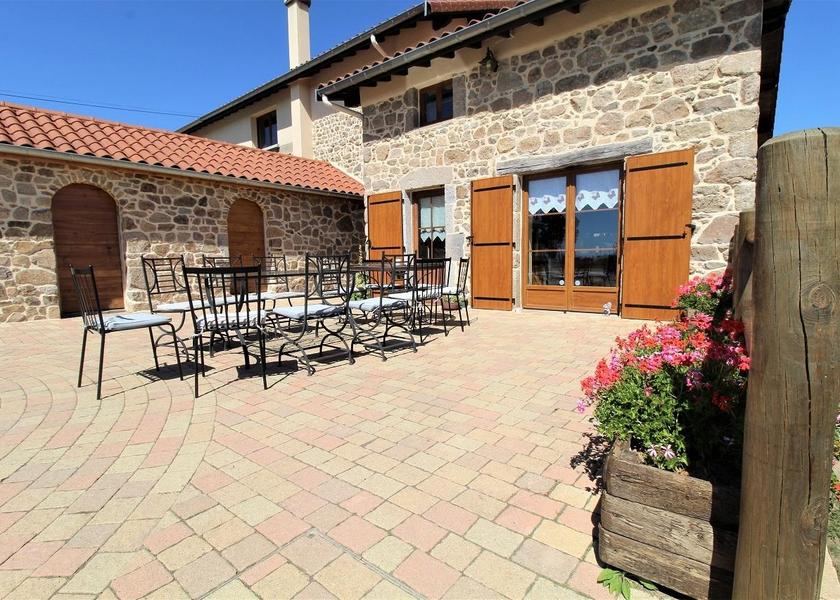 Auvergne-Rhone-Alpes Saint-Laurent-De-Chamousset 