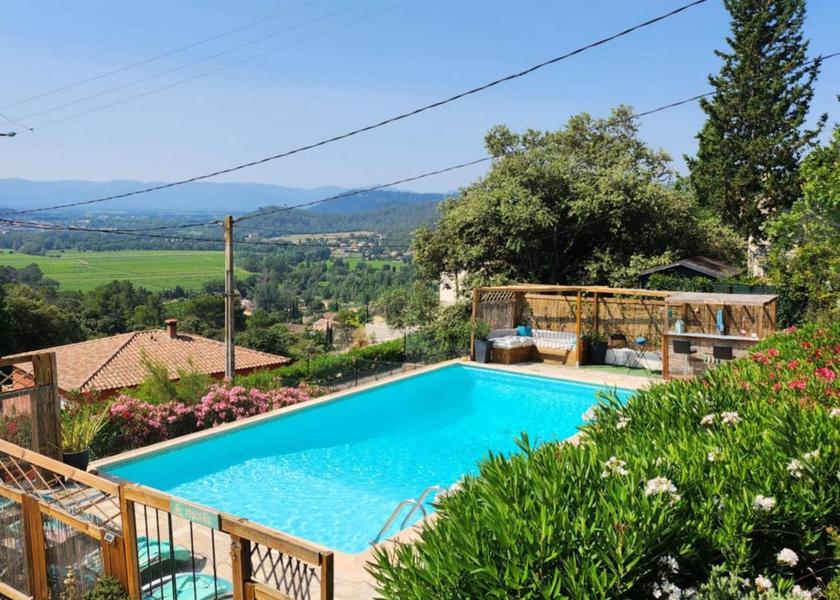 Var Taradeau swimming pool