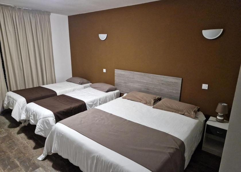 Occitanie Thuir Standard Family Room