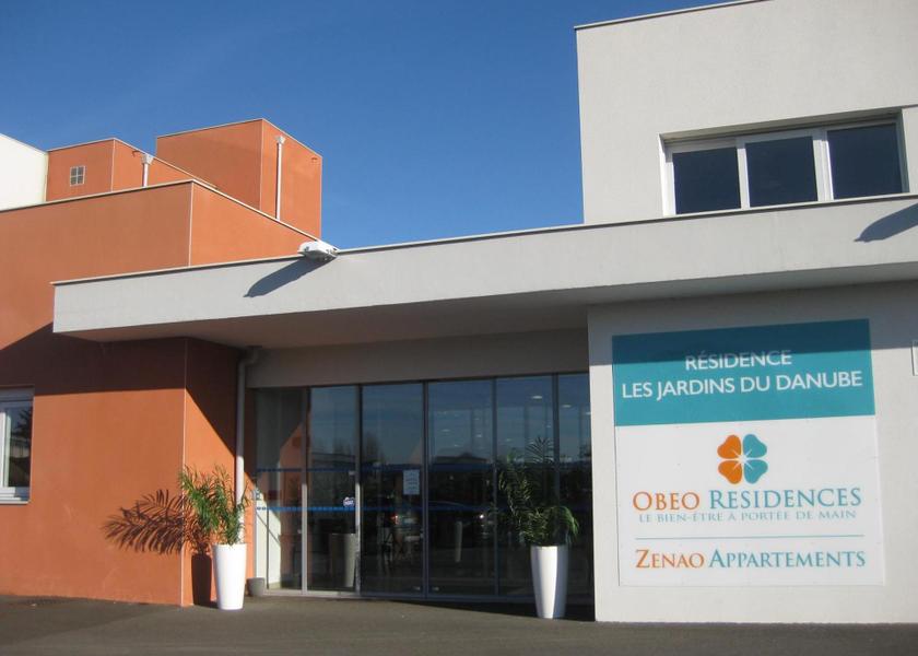 Auvergne-Rhone-Alpes Yzeure Hotel Exterior