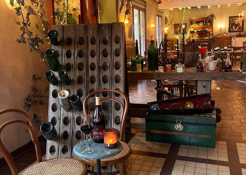 Auvergne-Rhone-Alpes Yzeure 