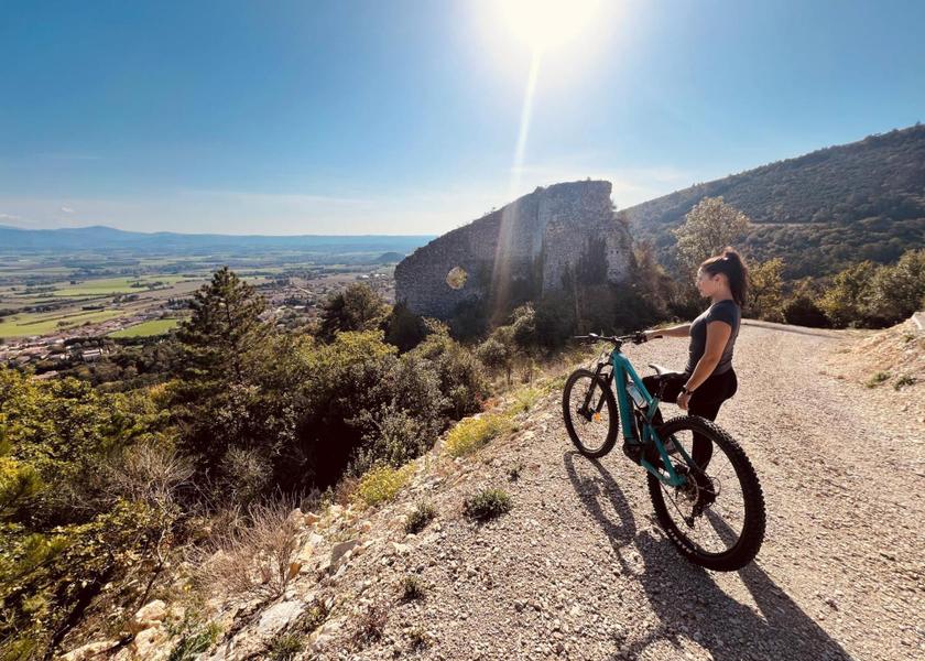 Auvergne-Rhône-Alpes Marsanne sports and activities