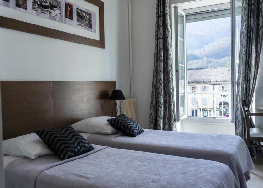 Nouvelle-Aquitaine Laruns Twin Room with Mountain View