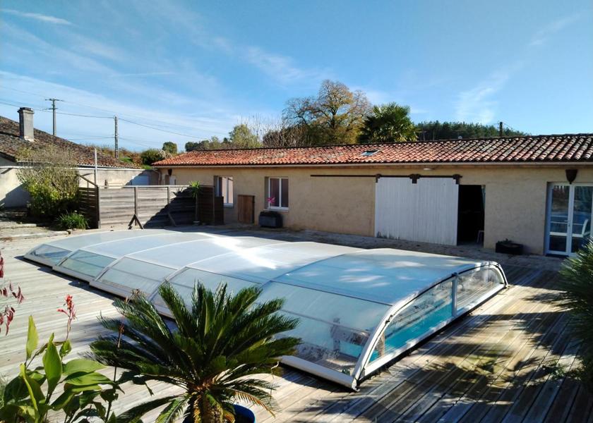 Nouvelle-Aquitaine Le Tatre swimming pool