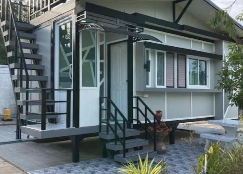Rayong Province Nikhom Phatthana balcony/terrace