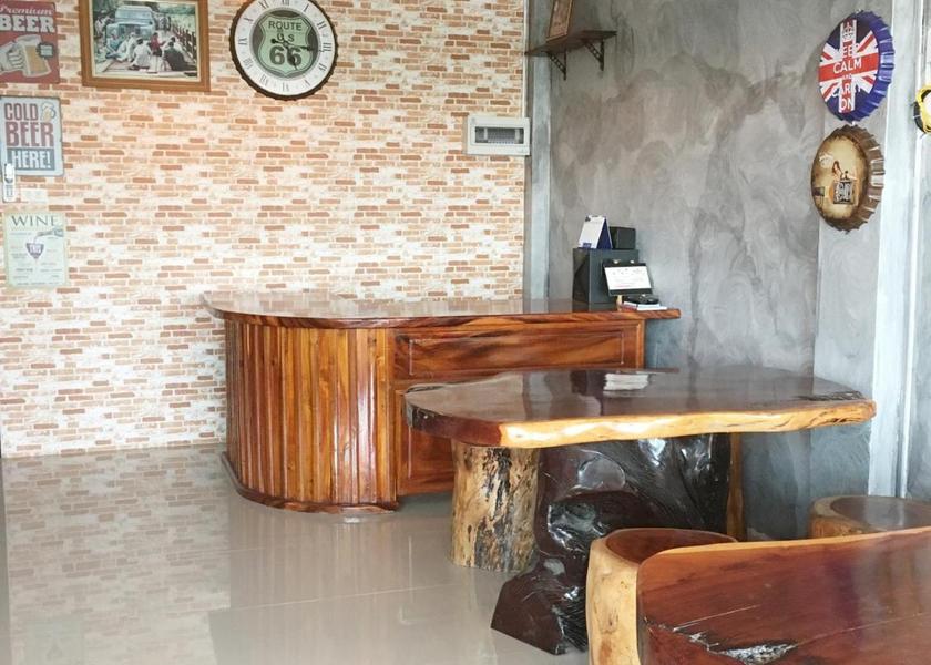 Surat Thani Province Phunphin lobby