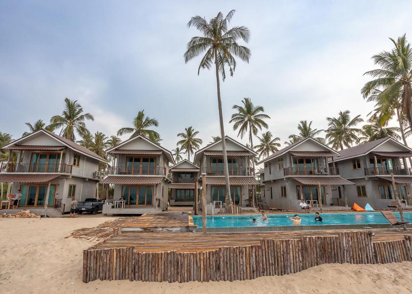 Surat Thani Province Chaiya exterior view