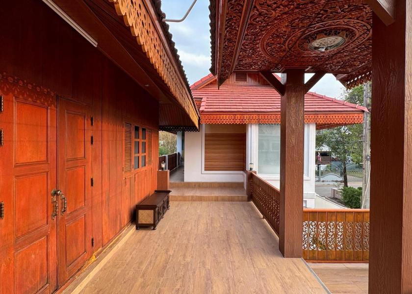 Chiang Mai Province San Sai balcony/terrace