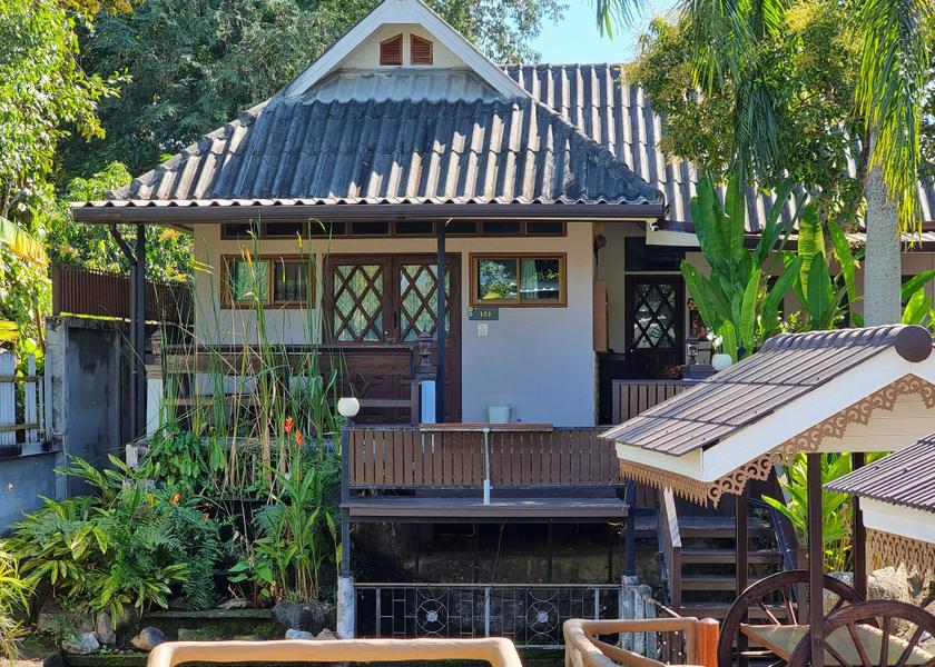 Chiang Mai Province Mae Taeng Exterior view