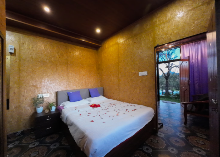 Tamil Nadu Kodaikanal 2 BEDROOM CHALET - Mountain view